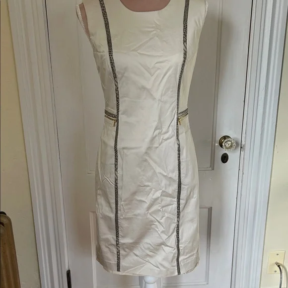 New Calvin Klein Cream Dress with gold toned zipper - Picture 3 of 6